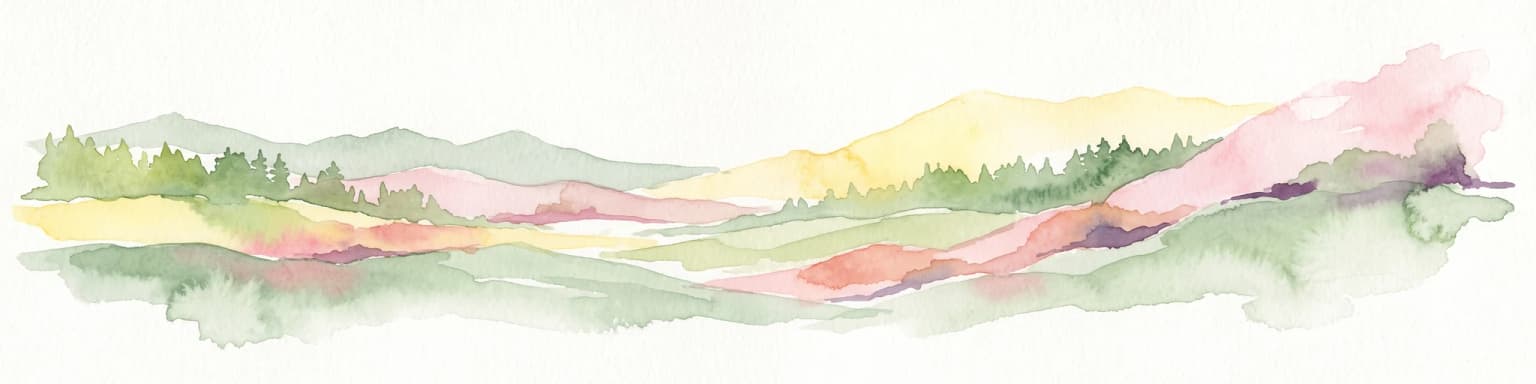 Una pintura en acuarela que muestra colinas suaves y onduladas con sugerencias de árboles en tonos verdes, amarillos y rosas apagados sobre un fondo blanco.
