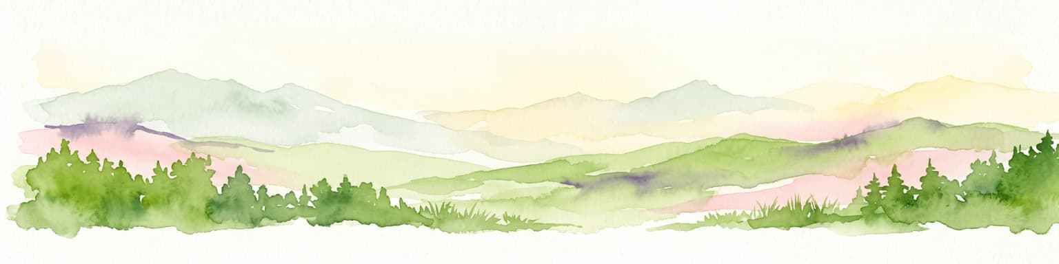 Una ilustración horizontal en acuarela de suaves colinas verdes onduladas y montañas lejanas y difusas sobre un fondo pálido y suave.