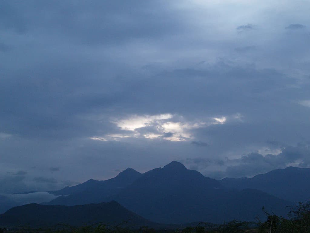 Sunset in Needle Rock View Point