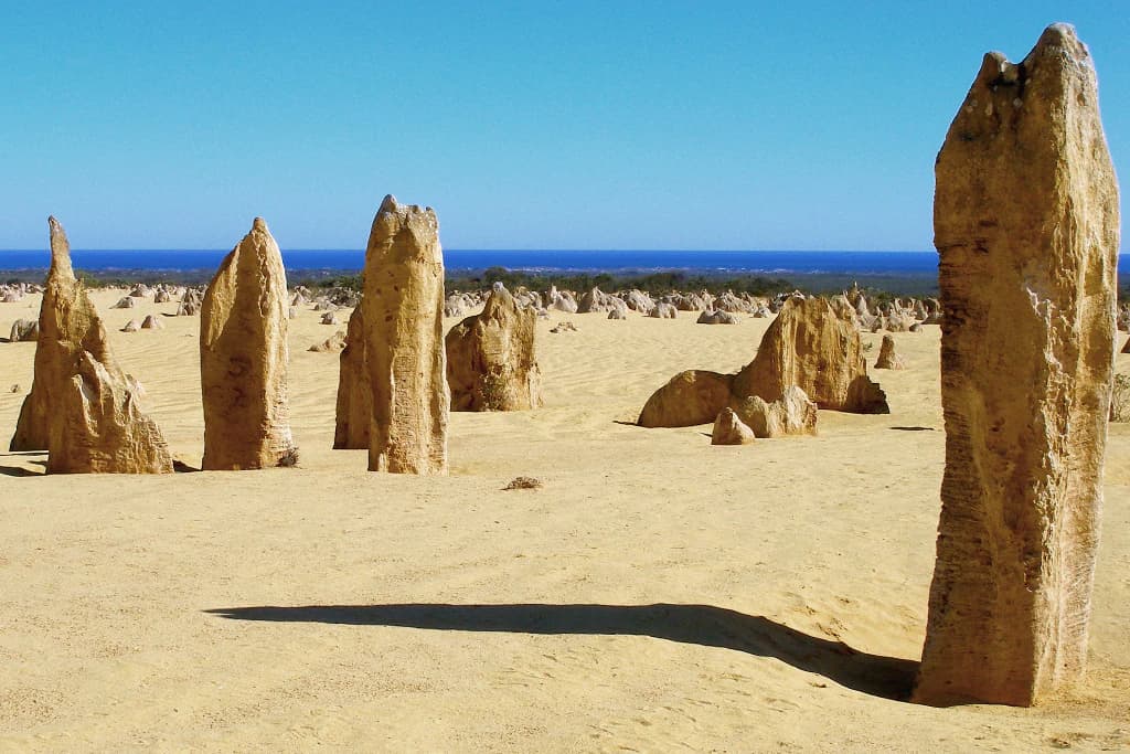 Nambung National Park - Pinnacles and Indian Ocean