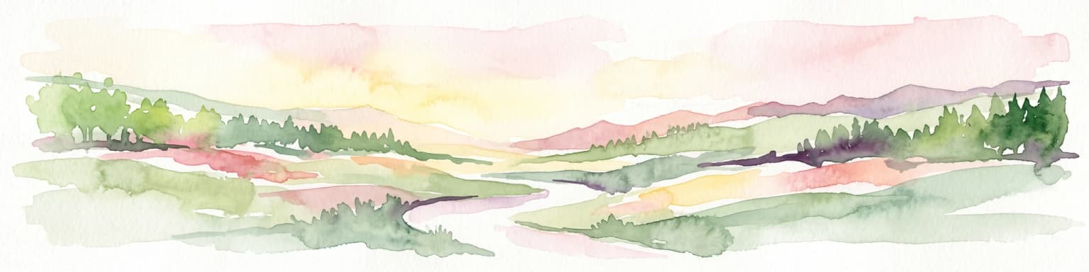 Pintura en acuarela de un paisaje pastoril con colinas verdes onduladas, un pequeño río serpenteante y montañas de tonos suaves bajo un cielo pálido.