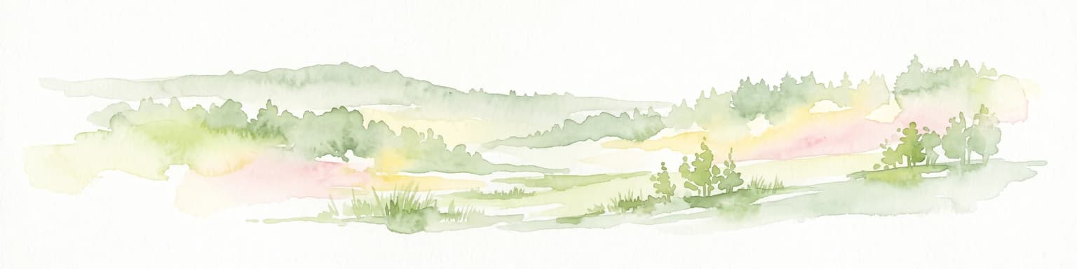 Una ilustración suave en acuarela que muestra una vista panorámica de colinas verdes onduladas, árboles y elementos del paisaje en tonos suaves sobre un fondo blanco liso.