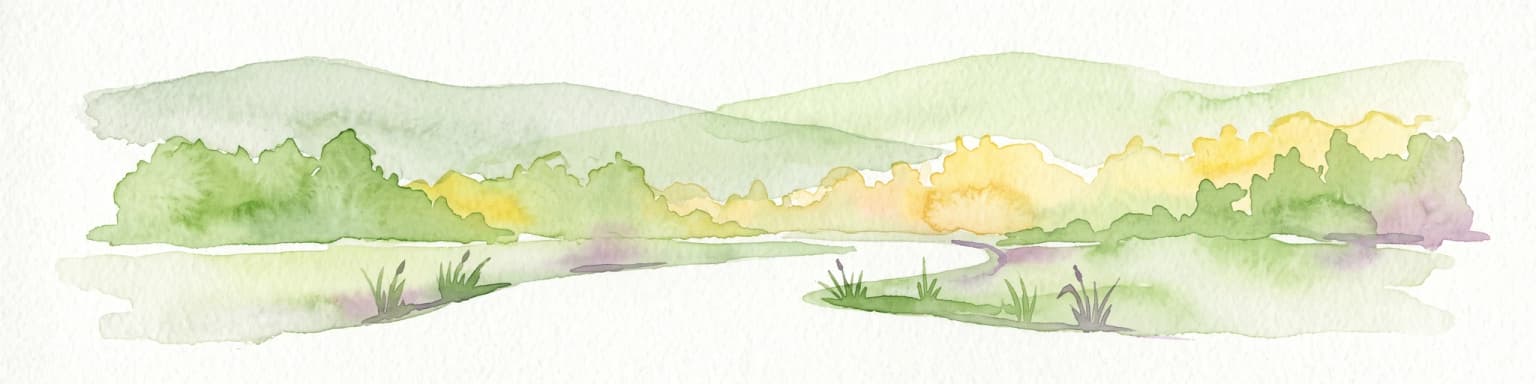Una ilustración horizontal en acuarela que muestra suaves colinas verdes, un sendero o curso de agua central y hierbas de marisma en primer plano.