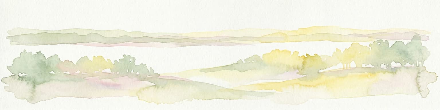 Ilustración en acuarela que muestra colinas onduladas, árboles dispersos y montañas distantes en un paisaje natural.