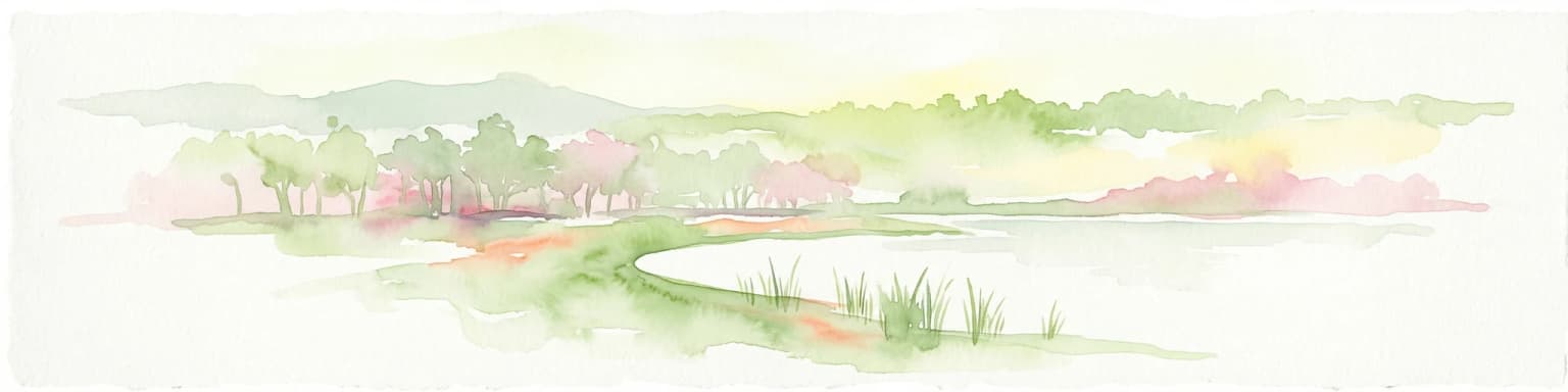 Ilustración en acuarela de un paisaje con un lago, zonas de hierba, árboles y colinas lejanas bajo un cielo pálido